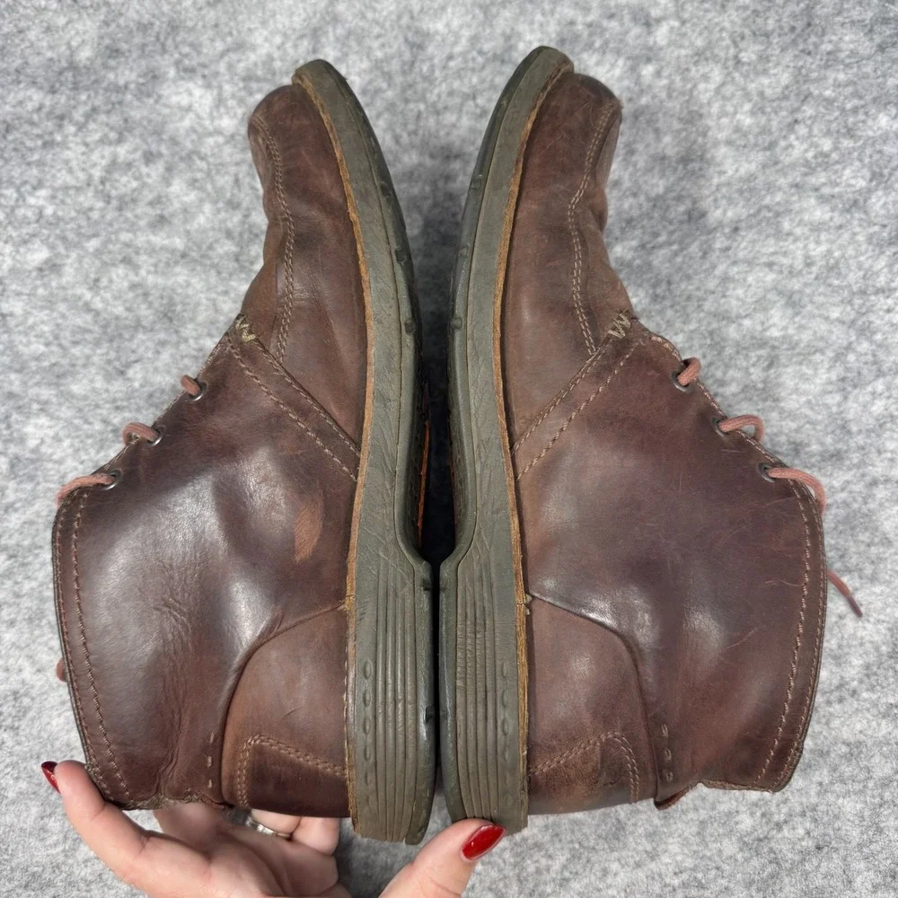 Merrell Realm Chukka Boots Mens 10.5 Brown Leather Lace Up Casual Ankle
